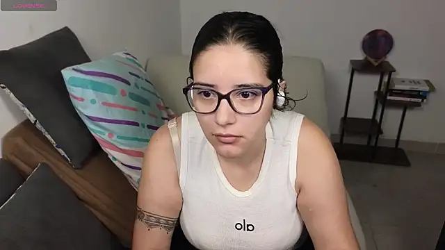 blue  moon  online show from April 26, 4:54 am