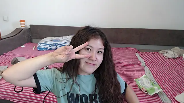 Snapshot of Riz_girl chatting on September 19, 11:42 am Riz girl online show from September 19, 11:42 am