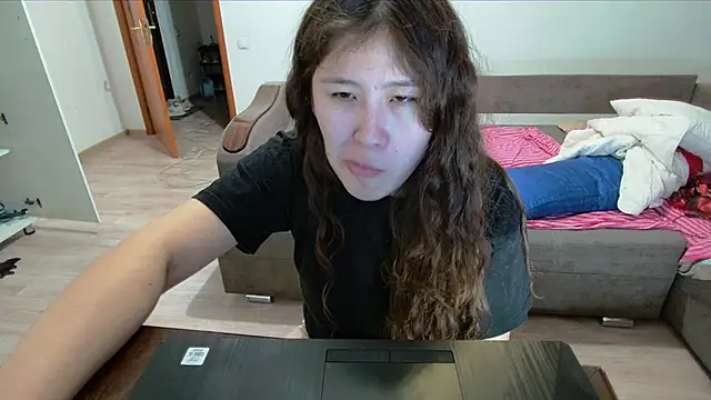 Riz girl online show from October 28, 1:50 pm