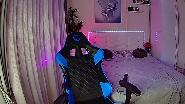 cokeyspeed69 online show from April 25, 1:41 pm