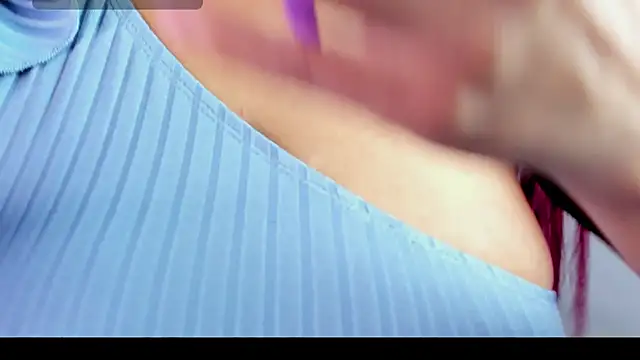 MaiaPetitte  online show from December 3, 12:46 am