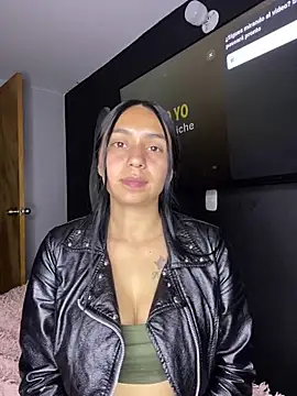 Snapshot of Lorena__ chatting on October 25, 10:16 pm Lorena   online show from October 25, 10:16 pm