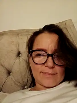 Snapshot of MariaPau_83 chatting on October 1, 5:56 am MariaPau 83 online show from October 1, 5:56 am