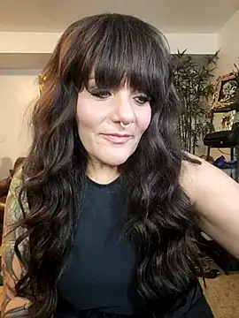 Xoxobigbooty online show from November 5, 9:25 am