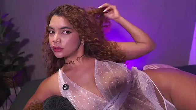 HannahEvanss online show from November 22, 9:06 pm