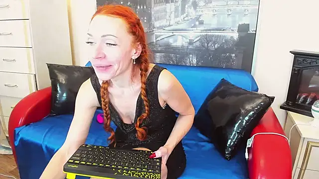 softlysoftlyasbeauty online show from February 12, 3:14 pm