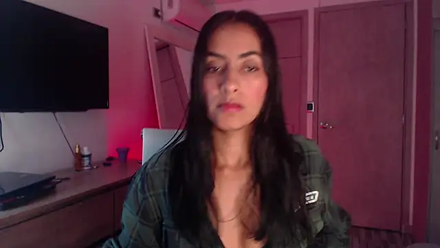 Snapshot of Brown_skin11 chatting on October 8, 11:20 pm Brown skin11 online show from October 8, 11:20 pm