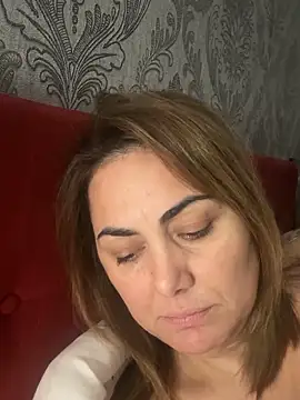 Emma roqueen online show from May 24, 12:20 am