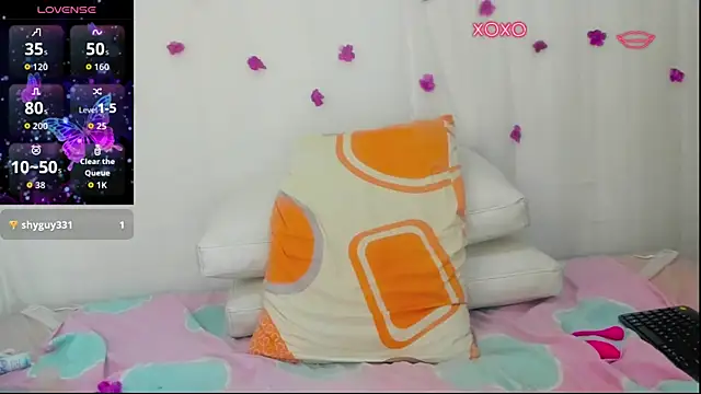 moana taylor online show from October 19, 1:57 pm