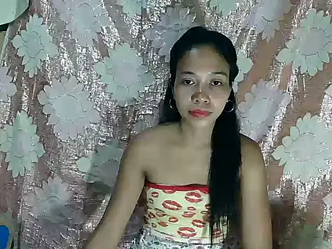 PinaySkinnyGirl online show from April 26, 1:42 pm