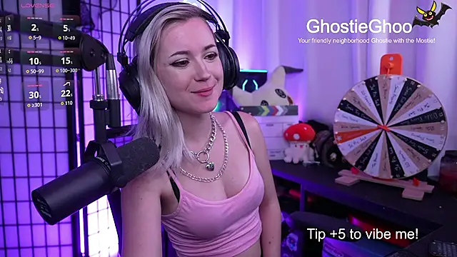 GhostieGhoo online show from June 11, 11:12 pm