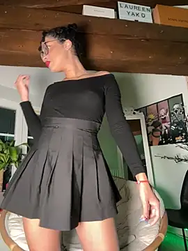 Snapshot of Lauyako chatting on October 14, 2:41 pm Lauyako online show from October 14, 2:41 pm