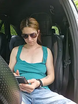 Mercedeswoman8 online show from May 24, 2:38 pm