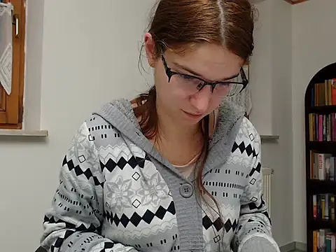 Mercedeswoman8 online show from January 16, 8:38 pm