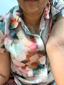 Preet Kaur 69 online show from November 5, 10:31 am