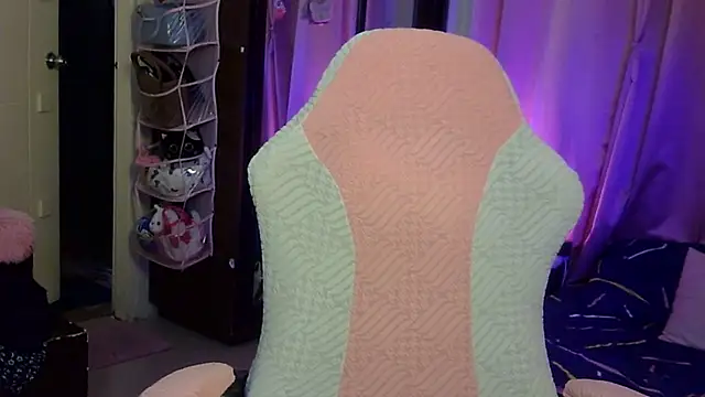 yourbabe Brielle online show from April 29, 5:04 pm