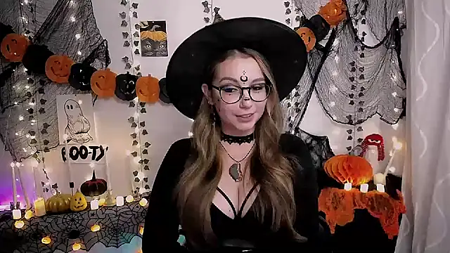 SweetPrincess  online show from October 29, 9:24 am