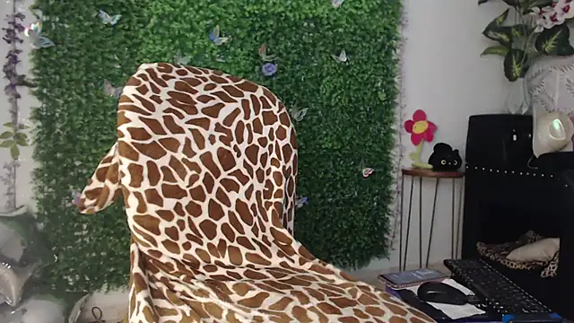 valquiria sirgun online show from November 7, 12:11 pm