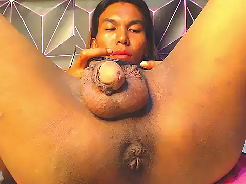 DirtyJudi online show from June 17, 8:10 pm