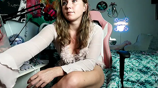 Snapshot of baebaeblueXXX chatting on September 17, 4:32 am baebaeblueXXX online show from September 17, 4:32 am