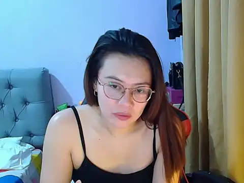 crizzybel online show from June 25, 6:51 am