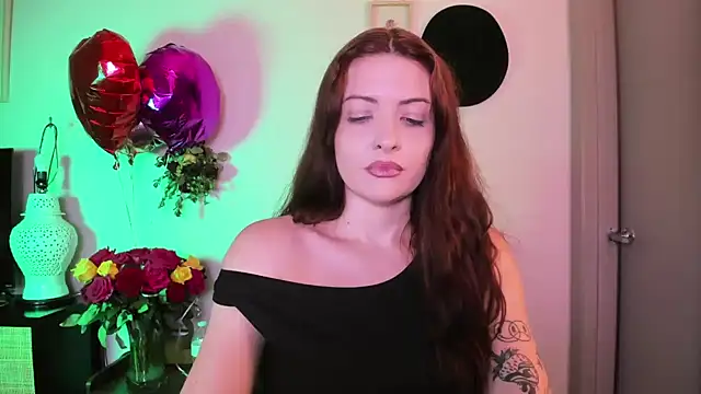MelroseStrip online show from July 10, 10:42 pm