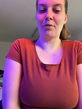 newMichelle online show from April 23, 6:21 am