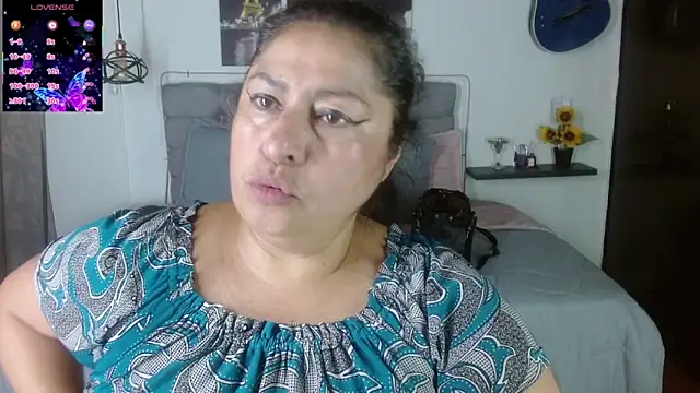 Keyla01  online show from April 24, 6:33 pm