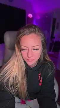 sage love online show from April 27, 4:31 am