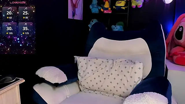 stelleknox  online show from April 20, 10:24 pm