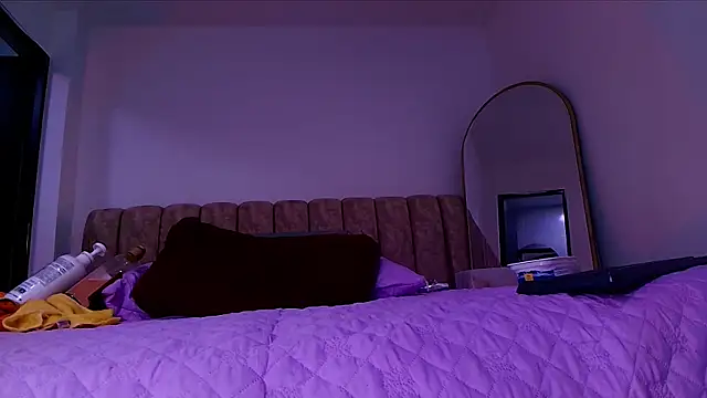  linda milk  online show from April 24, 3:09 am