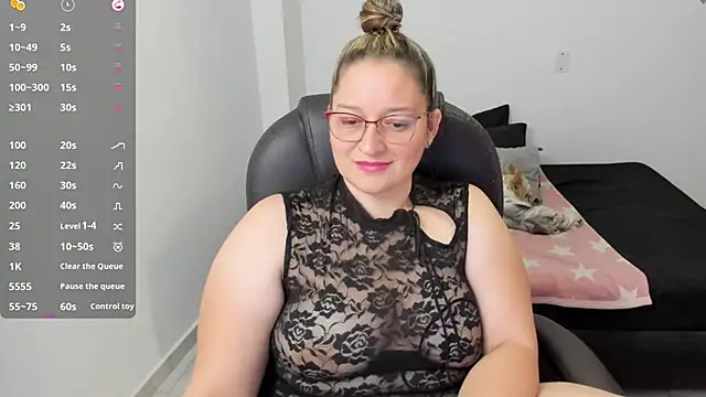 alejandra milf  online show from December 19, 7:39 pm