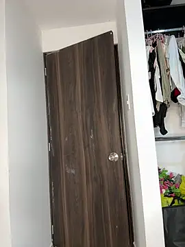 jailyncam  online show from April 21, 2:51 am