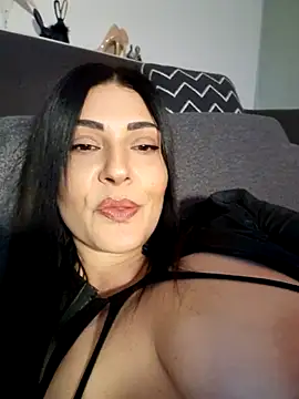 AryaSummersReal online show from April 24, 2:20 pm