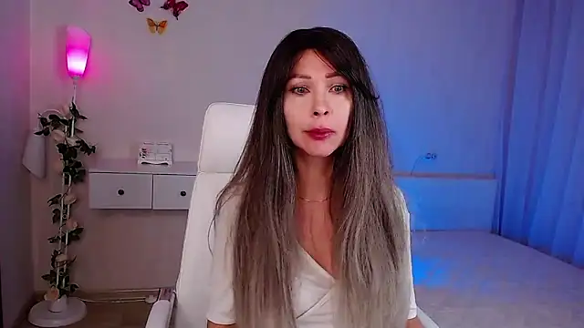 wendifoste online show from November 17, 6:41 pm