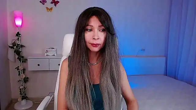 wendifoste online show from November 11, 6:38 pm