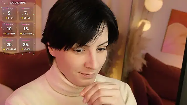 LorenDaze online show from April 22, 6:32 am