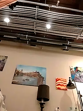 eatmeplease44 online show from April 17, 6:32 pm