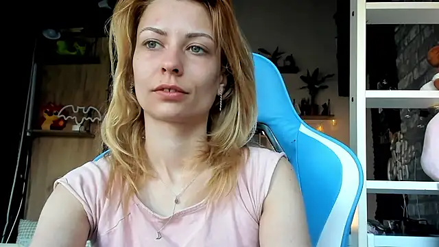 karo123421 online show from March 13, 5:20 am