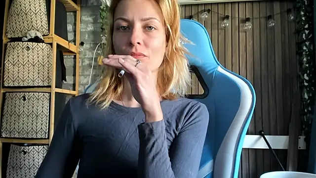 karo123421 online show from September 22, 7:40 am