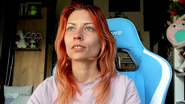 karo123421 online show from April 23, 12:40 pm