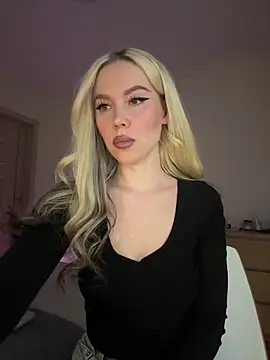 xDinnax online show from April 28, 4:00 pm