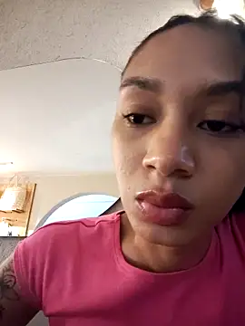 Sarakux online show from March 3, 11:22 pm