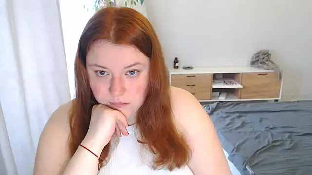 PolinaSalvatore online show from April 22, 12:46 pm