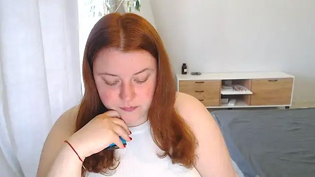 PolinaSalvatore online show from April 24, 2:09 pm