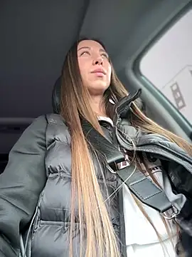 EvaCatt online show from April 27, 5:26 am