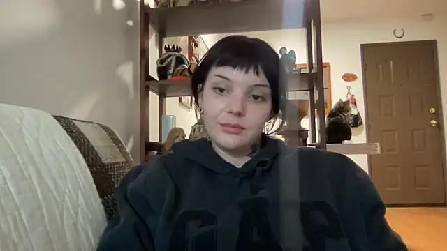 SweetMaisie online show from November 4, 1:32 am