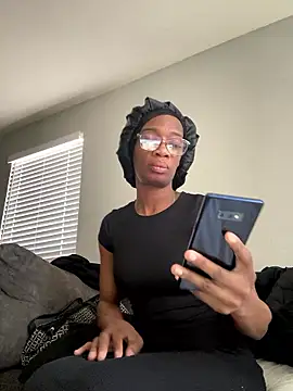 sweetsexiecool7 online show from January 10, 6:23 pm