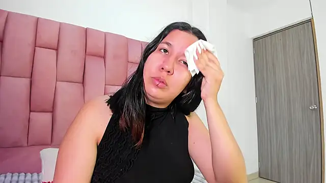 Lia sarahi online show from January 16, 11:50 am