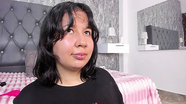 Lia sarahi online show from February 22, 12:50 pm